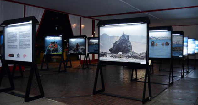 Exposición fotográfica de atractivos turísticos de Casma en Chimbote. (Foto cortesía)