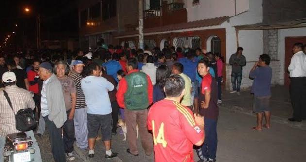 Desconocidos detonaron explosivos en el frontis de la casa del funcionario edil de Casma, César Portella.