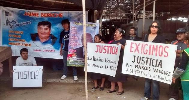 Los deudos de los comerciantes fallecidos en un accidente de tránsito exigen justicia al Ministerio Público.