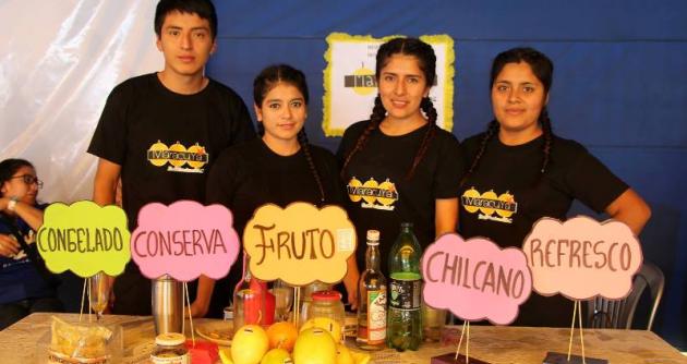 Estudiantes de la Facultad de Ciencias Económicas y Administrativas de la USP.