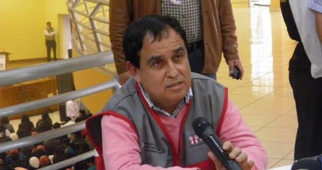 FredybOtárola, ministro de Trabajo, en Chimbote.