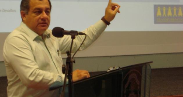 Gerardo Távara Castillo, secretario general de Transparencia.