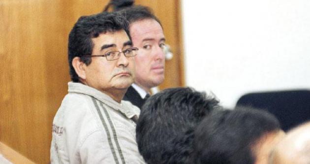 Expresidente reginal de Áncash, César Álvarez Aguilar, en el juzgado. (Foto: La República)