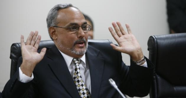 Manuel Burga, cuestionado e investigado presidente de la FPF. (Foto: www.depor.pe)