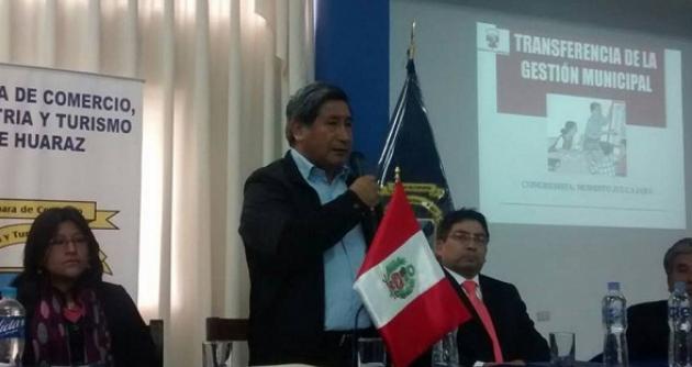 (Fotos: Facebook congresista Modesto Julca)