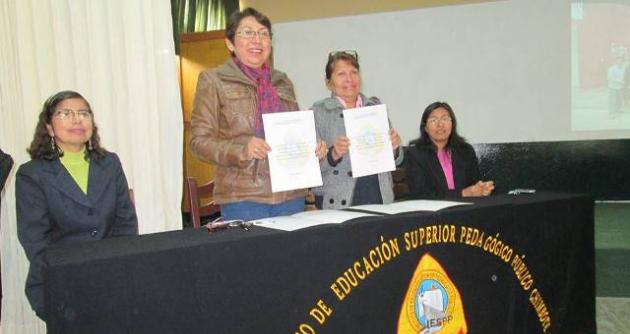 Firma de convenio se realizó en instalaciones del Instituto Pedagógico.