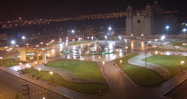 Movimiento político gestionó acceso gratuito a internet en plaza mayor de Nuevo Chimbote.