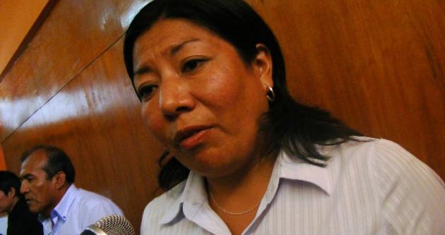 Paola Huamán señala que a Ley me permite tener un trabajo y a la vez ser regidora.