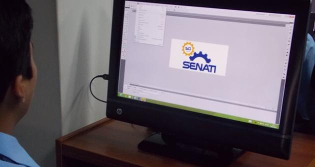 SENATI certifica como como Diseñador CAD.