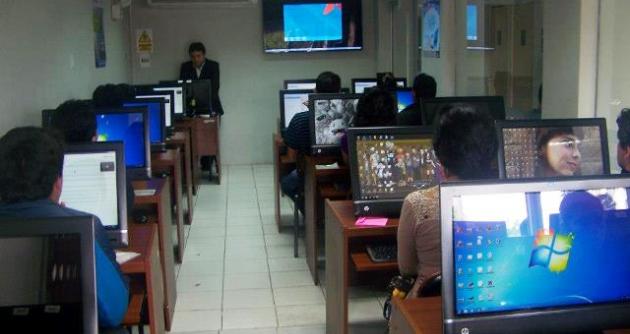 Sede de la Escuela de Tecnologías de la Información de SENATI en Nuevo Chimbote.