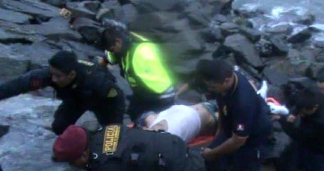 El suboficial Julmal Alexander Romero será ascendido por su comando, al haber rescatado a un joven que trató de suicidarse en el malecón Grau.