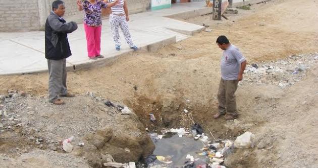 En estas condiciones se encuentra la tubería matríz que abastece de agua al distrito de Nuevo Chimbote.