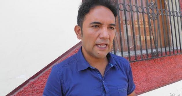 Valentín Fernández electo alcalde de Nuevo Chimbote anuncia que saldrá a barrer las calles del distrito.