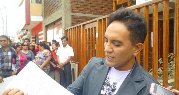 Candidato Valentín Fernández presentó documentos para desestimar tacha en contra de su candidatura.