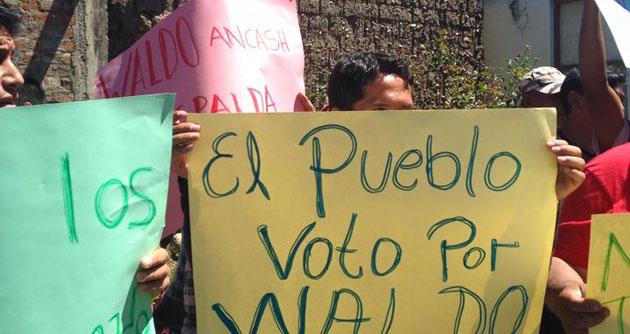 Grupo que apoya a Waldo Ríos acusa a consejero delegado de "Judas" por no estar de acuerdo con nombramiento de funcionarios que hizo su líder.