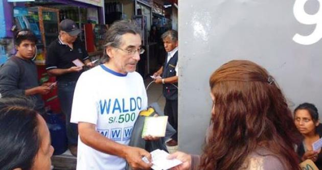Waldo Ríos también es investigado por inducir al voto con su bingo.