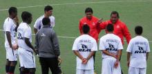 El entrenador argentino Julio Alberto Zamora tuvo hoy su primera práctica el plantel del José Gálvez.