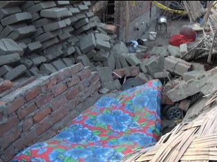 pared-que-mata-a-mujer-1