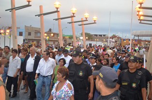 inauguracion-alumbrado-tres-de-octubre